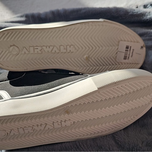 Air walk high top Sneakers - Picture 3 of 4